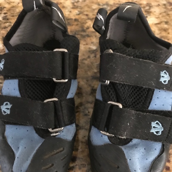 evolv Other - ECOTRAX EVOLV CLIMBING SHOES UNISEX